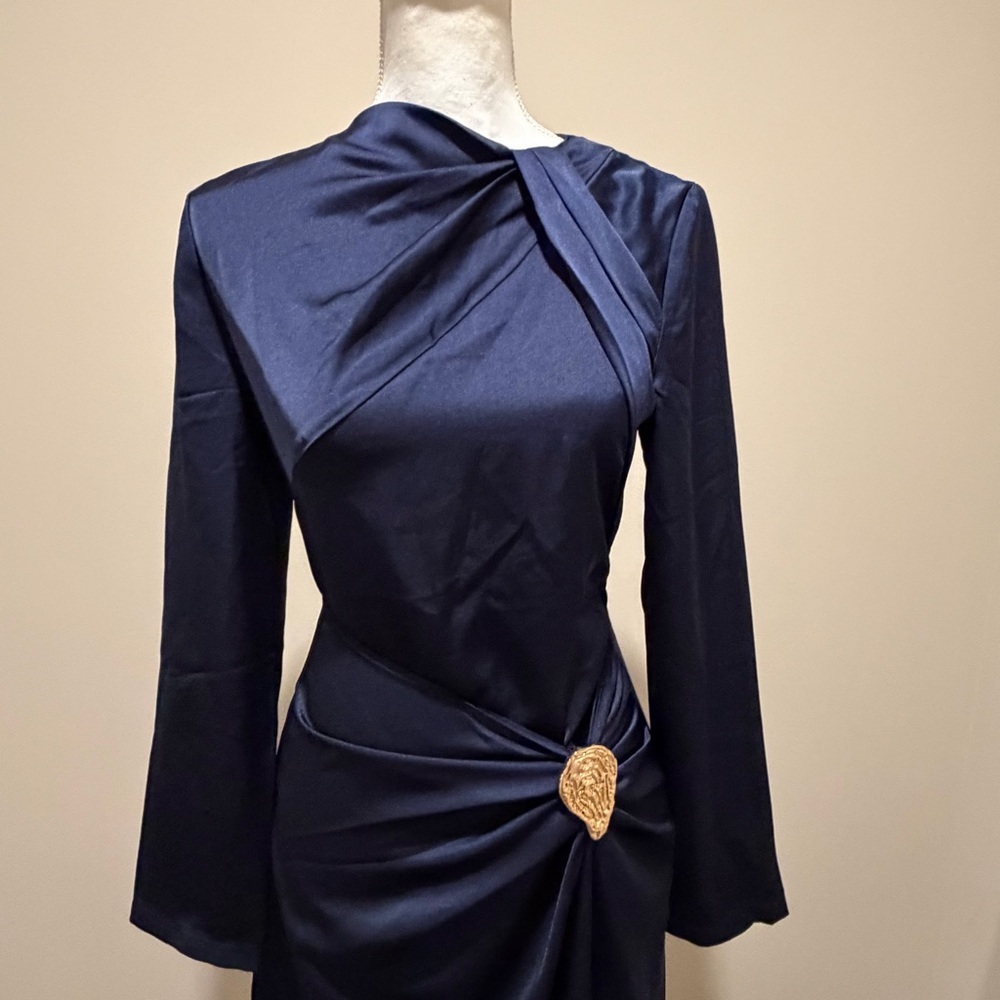 NWT COMMENSE Metal Detail Long-Sleeve Ruched Maxi Dress in navy women size small - Picture 12 of 15